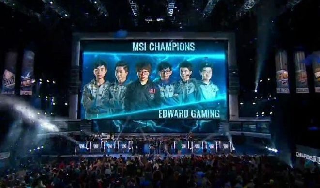 【战报】2025LPL春季赛TES 2-0 TT，TES兵不血刃轻松取胜