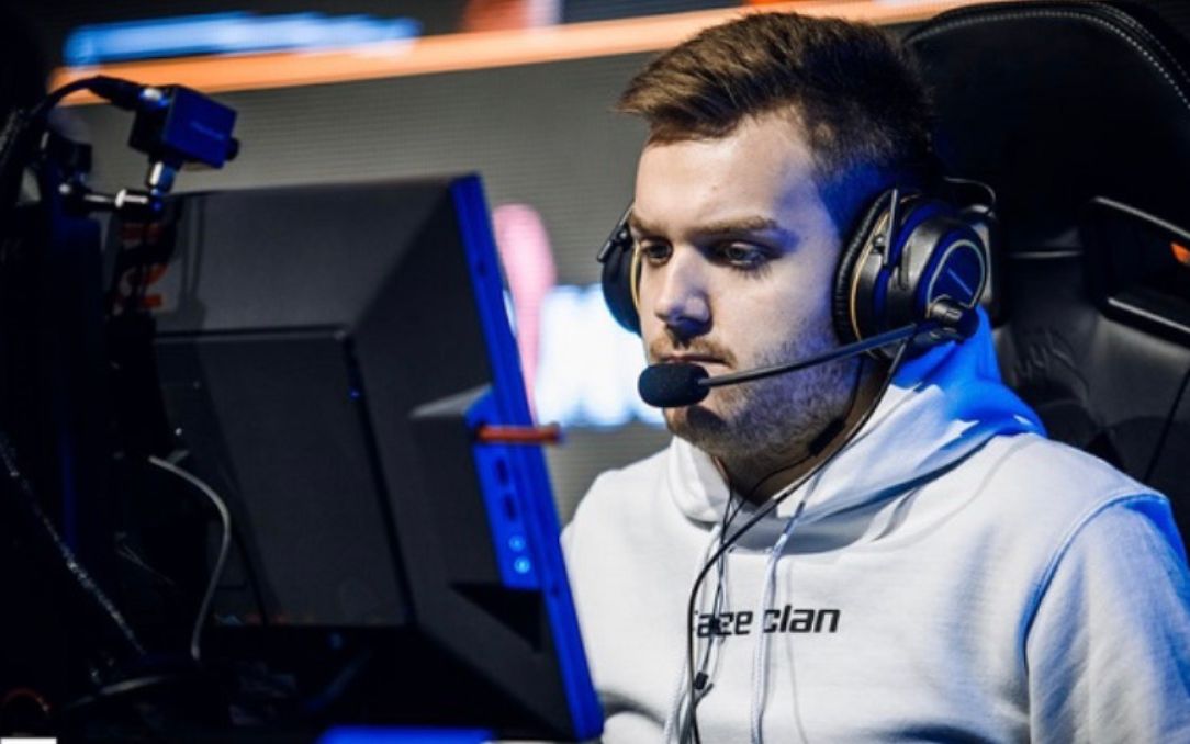 电竞比分网：王者荣耀KPL秋季赛，YTG换员后还是被RW侠零封